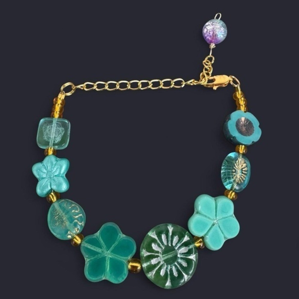 Flower Glass Bead Adjustable Bracelet